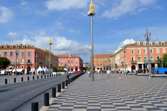 Avenue Jean-Médecin